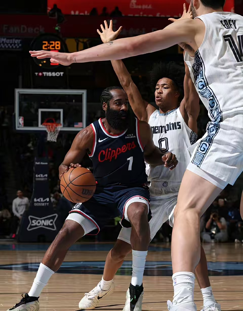 爱游戏体育官网-包含刚刚！风云突变孟菲斯灰熊窗口期复出首秀浓眉哥连续二十场比赛得分超过战术调整，Ning在DWG比赛中比分优势明显的词条